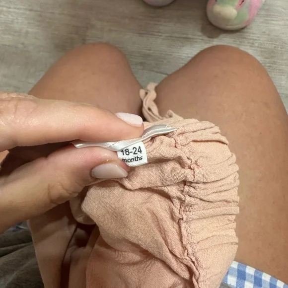 Chic Pink Halter Bodysuit - Picture 2 of 2